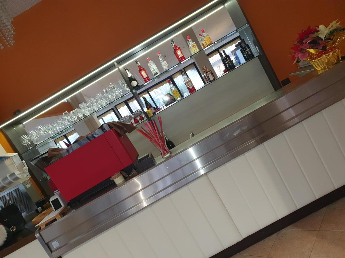 比三兹奥酒店 切尔维亚 外观 照片